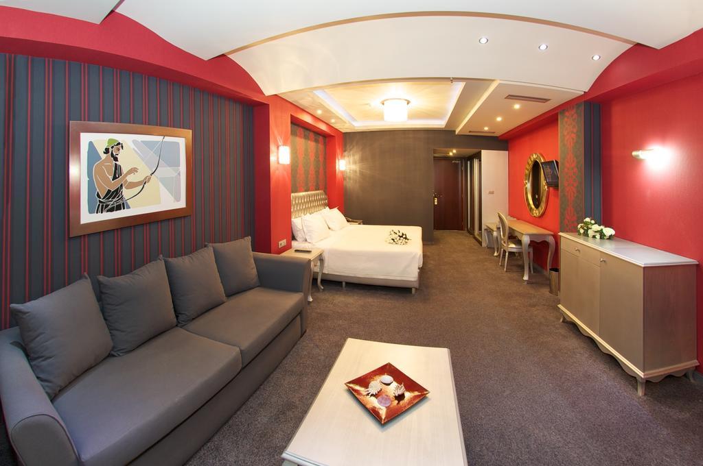 Odyssey Hotel & Spa أيّا إفيميا الغرفة الصورة