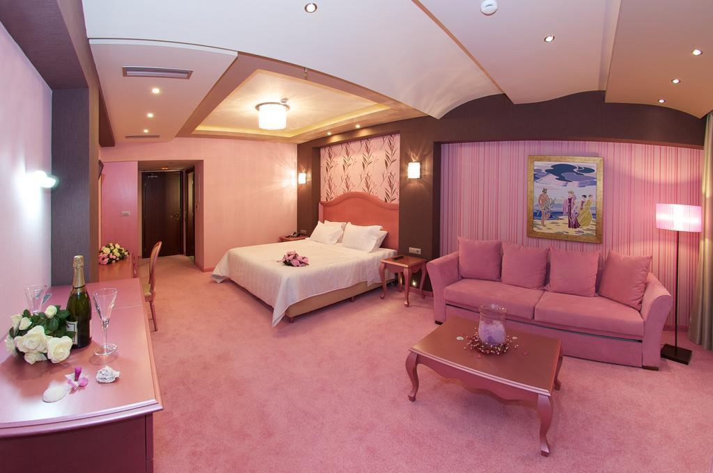 Odyssey Hotel & Spa أيّا إفيميا المظهر الخارجي الصورة
